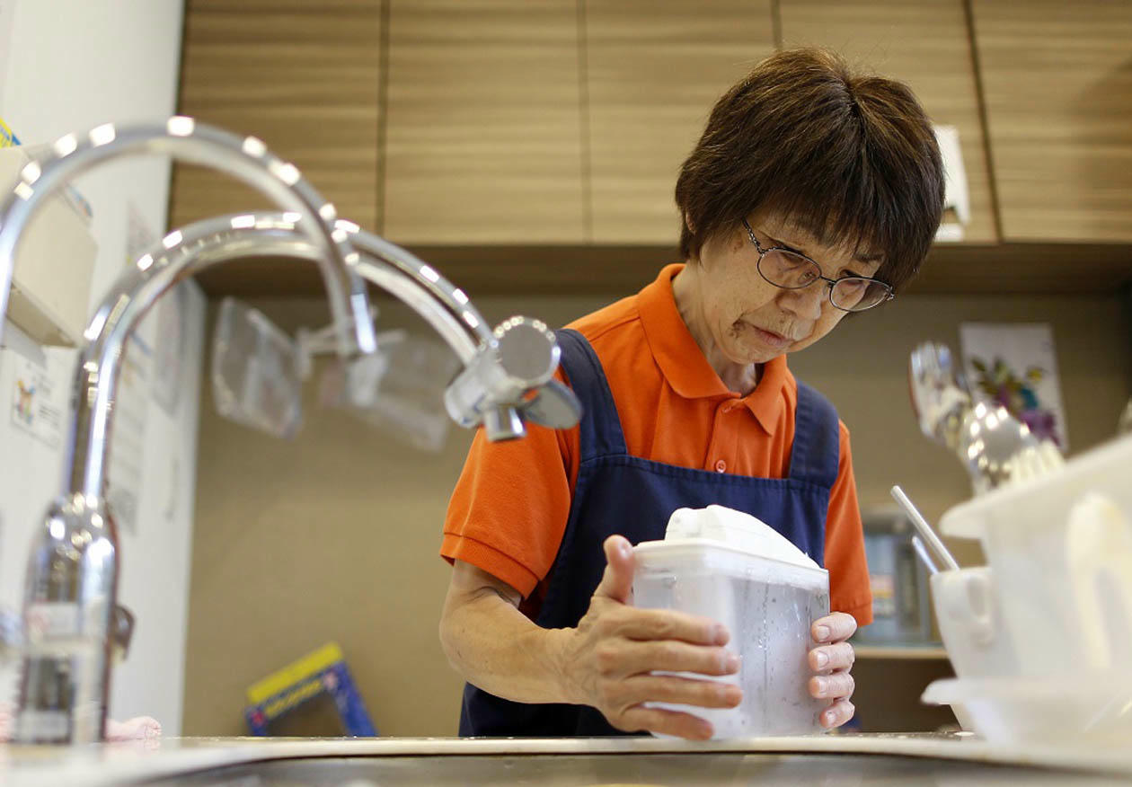 Người cao tuổi được ưu ái tạo điều kiện tham gia thị trường lao động ở một số quốc gia. (Nguồn: Bloomberg)