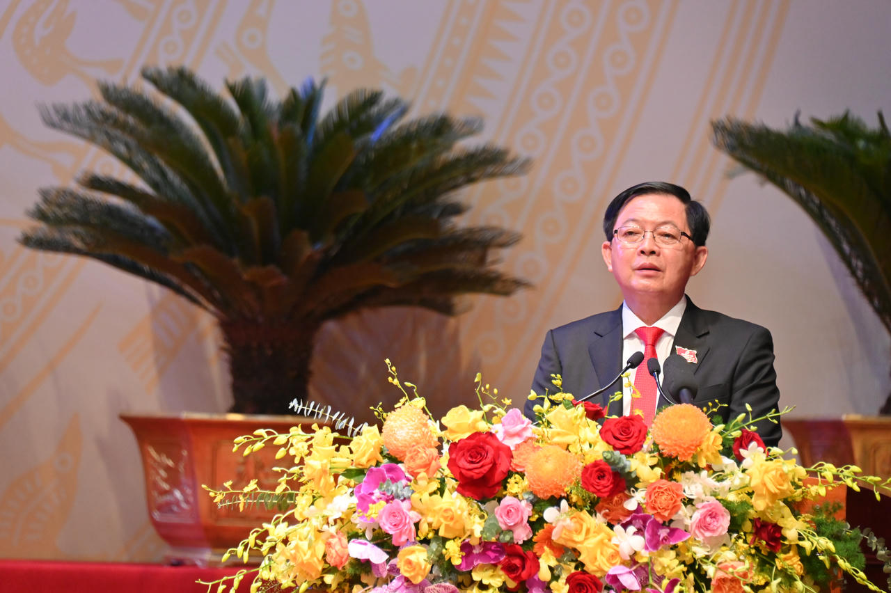 Ông Hồ Quốc Dũng, Bí thư Tỉnh ủy Gia Lai nhiệm kỳ 2020-2025 phát biểu bế mạc Đại hội. (Ảnh: BTC cung cấp)