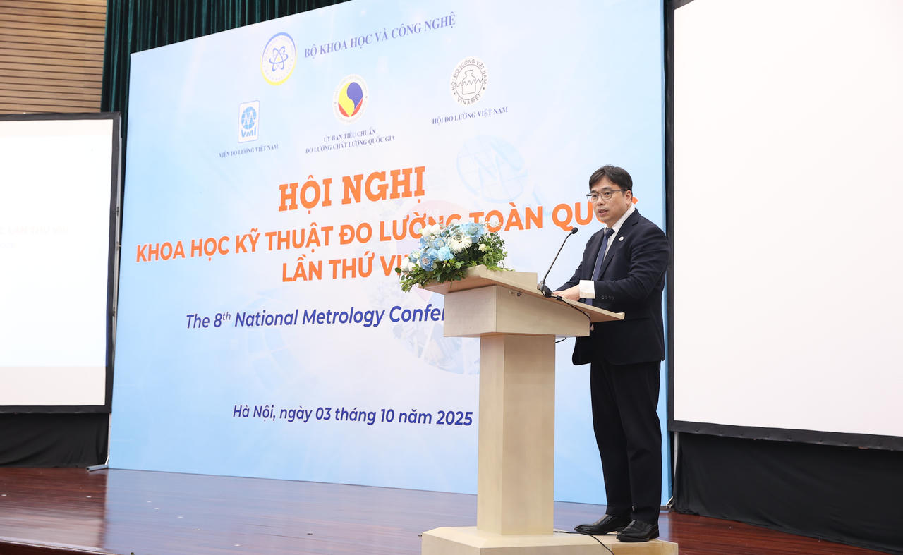 Chủ tịch Ủy
ban Tiêu chuẩn Đo lường Chất lượng Quốc gia Nguyễn Nam Hải phát biểu
tại Hội nghị Phiên toàn thể. (Ảnh: BTC)