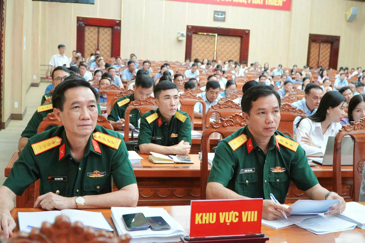 Đại biểu tham dự khai giảng Lớp bồi dưỡng nghiệp
vụ chuyên sâu về công tác kiểm tra, giám sát năm 2025.