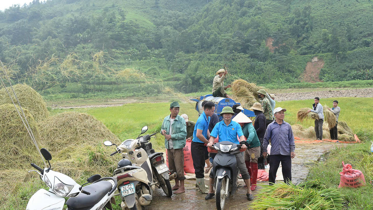 "Chạy đua" với bão, Lào Cai triển khai nhiều biện pháp giảm thiểu thiệt hại 
