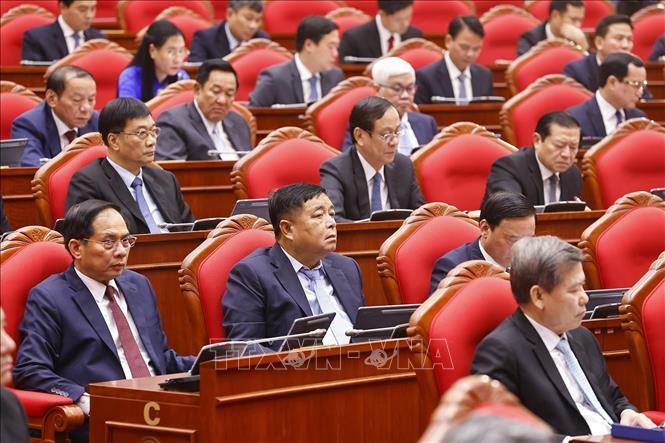 Khai mạc Hội nghị lần thứ mười ba, Ban Chấp hành Trung ương Đảng khoá XIII