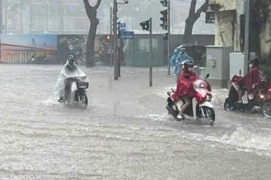 Thời tiết ngày 25/10: Miền Bắc có mưa vài nơi, Trung Bộ tiếp tục mưa lớn