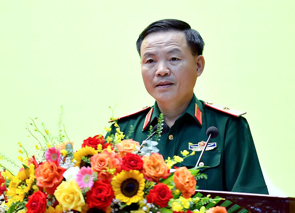 Thiếu tướng Lương Văn Kiểm, Tư lệnh Quân khu 3 phát biểu khai mạc hội thảo.