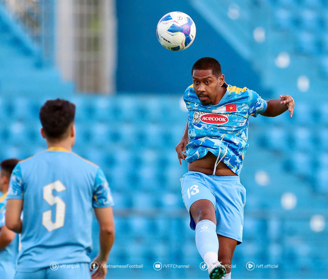 Chia sẻ của Đặng Văn Lâm khi trở lại đội tuyển quốc gia sau 1 năm vắng bóng