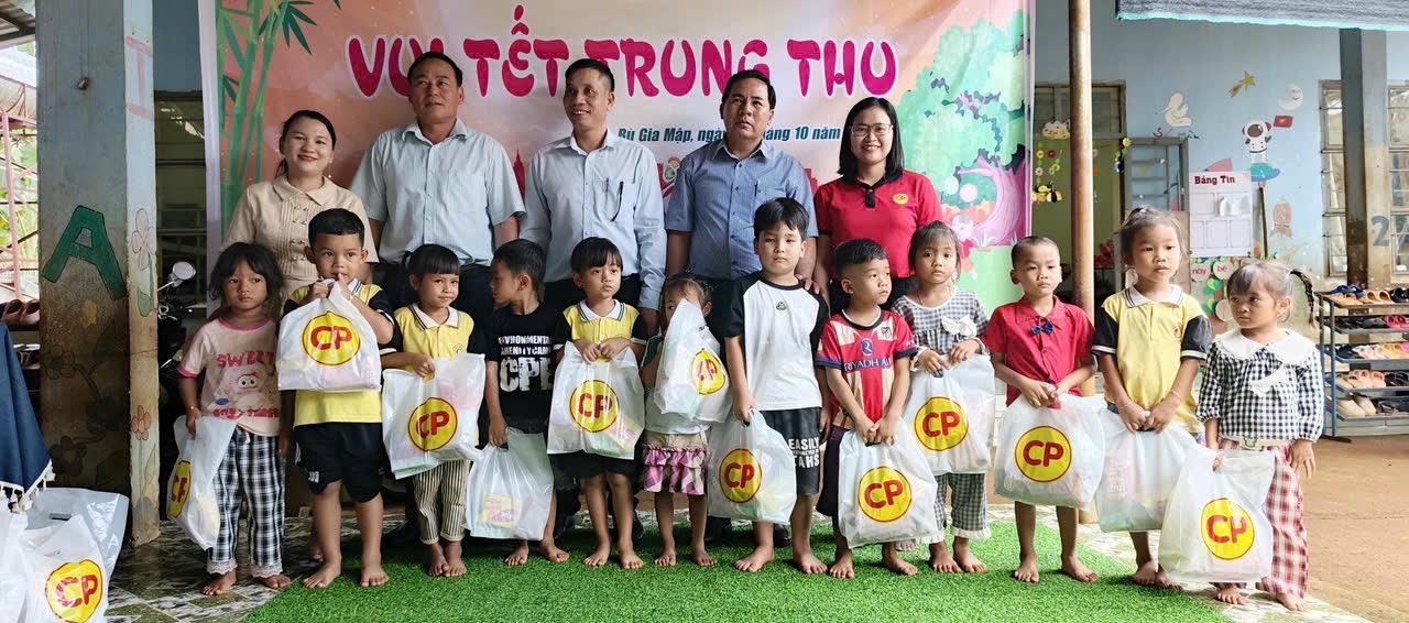 Chương trình trung thu C.P Việt Nam tổ chức cho các em nhỏ tại CPV Food Bình Phước.