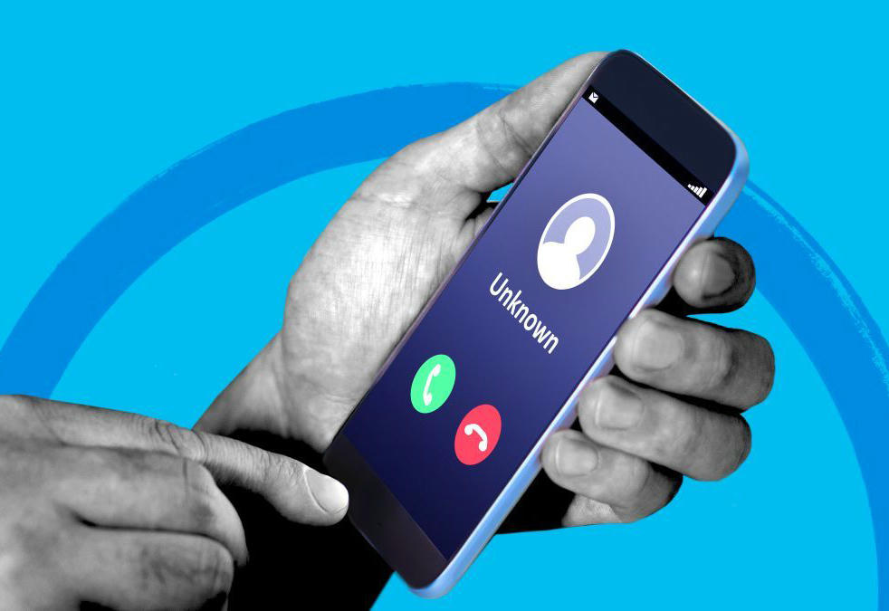 Những đối tượng mạo danh thường sử dụng các tài khoản mạng xã hội cá nhân để liên lạc với nạn nhân