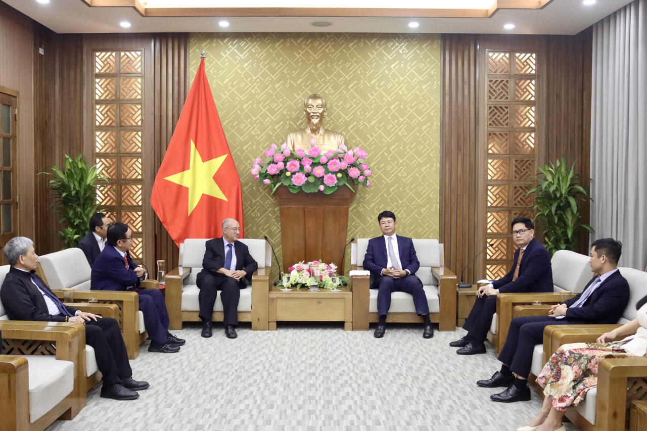 Quang cảnh buổi lễ. (Ảnh: H.G)