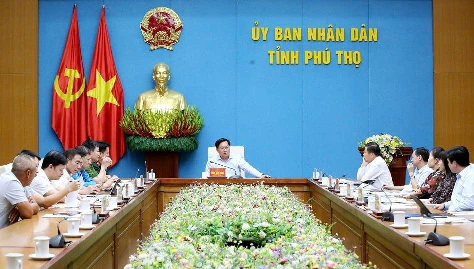 Chủ tịch UBND tỉnh Phú Thọ nhấn mạnh tập trung triển khai ứng phó với cơn bão số 11, khắc phục hậu quả cơn bão số 10