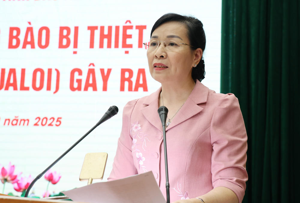 Bà Nguyễn Thị Hà - Chủ tịch Uỷ ban MTTQ tỉnh Bắc Ninh ra lời kêu gọi.