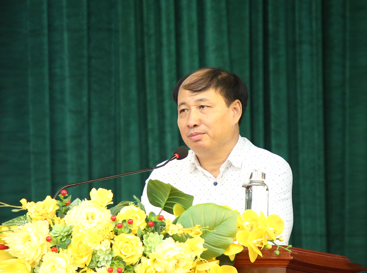 Người dân thôn Chi Nhị kiến nghị lãnh đạo tỉnh Bắc Ninh một số nội dung tại Hội nghị.