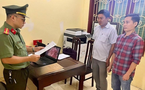 Khởi tố 5 đối tượng đánh bạc online bằng Baccarat, xóc đĩa