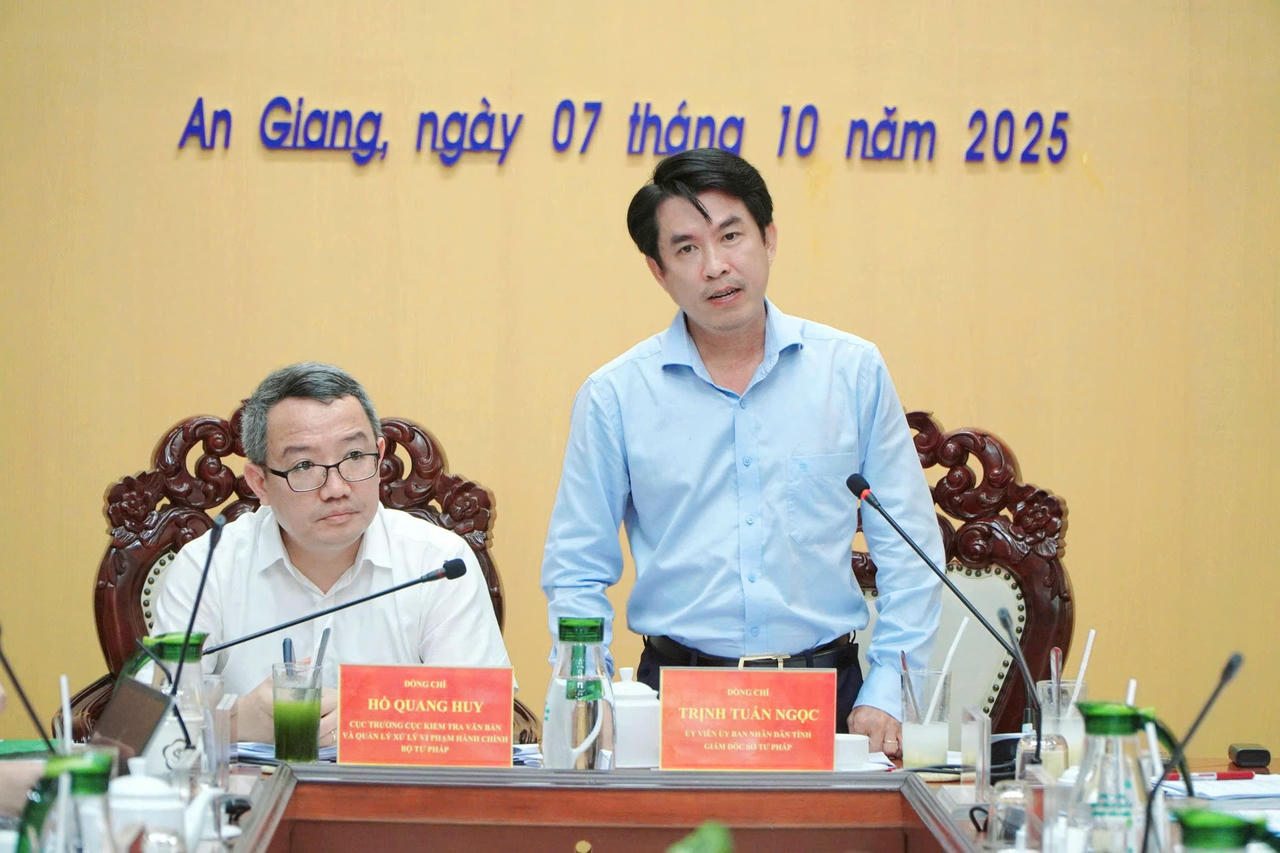 Bộ Tư pháp làm việc với UBND tỉnh An Giang về công tác thi hành pháp luật xử lý vi phạm hành chính trong lĩnh vực thủy sản