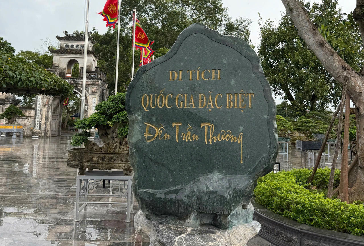 Đền Trần Thương, xã Trần Thương, tỉnh Ninh Bình được công nhận là di tích Quốc gia đặc biệt năm 2015.