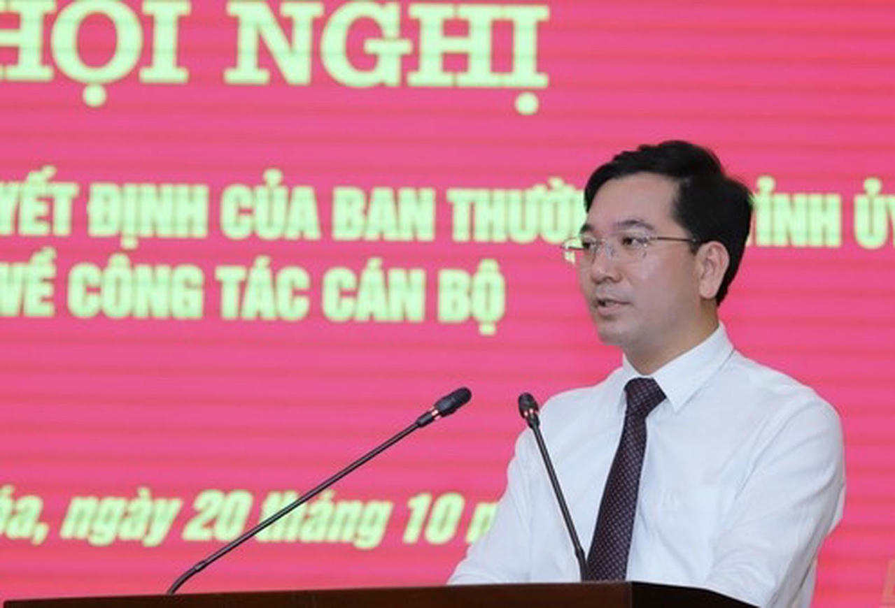 Thanh Hóa tiếp tục luân chuyển, bổ nhiệm nhiều cán bộ chủ chốt sở, ngành