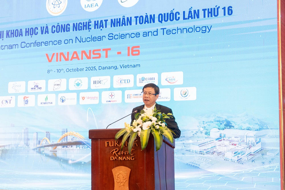 hứ trưởng Bộ Khoa học và Công nghệ, ông Lê Xuân Định phát biểu tại Hội nghị.