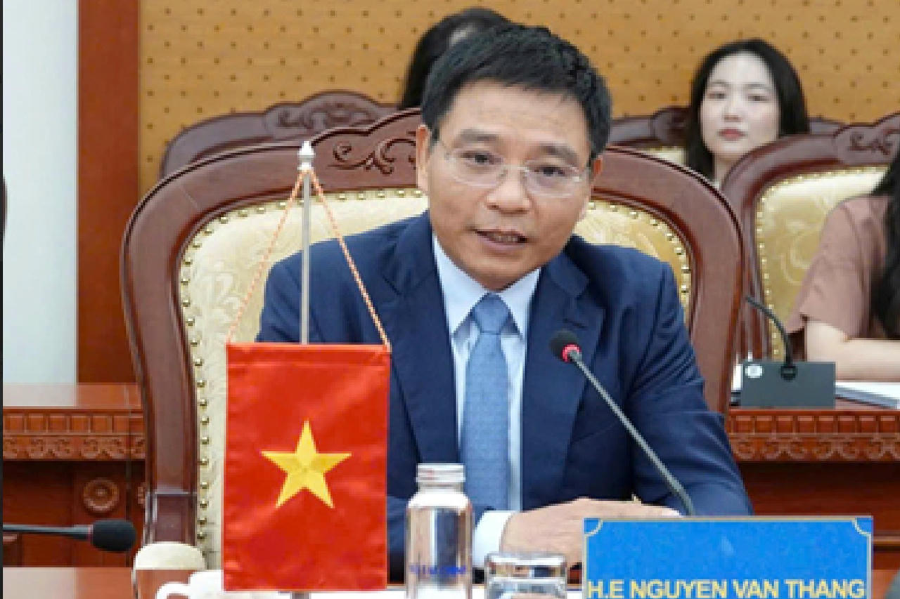 Chứng khoán Việt Nam chốt phiên lịch sử sau thông tin nâng hạng