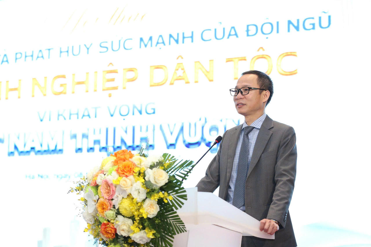 Nhà báo Phạm Nguyễn Toan - Phó Chủ tịch Hiệp hội Bất động sản Việt Nam, Tổng biên tập Tạp chí điện tử Bất động sản Việt Nam, Chủ tịch Liên chi hội Bất động sản Công nghiệp Việt Nam phát biểu. 