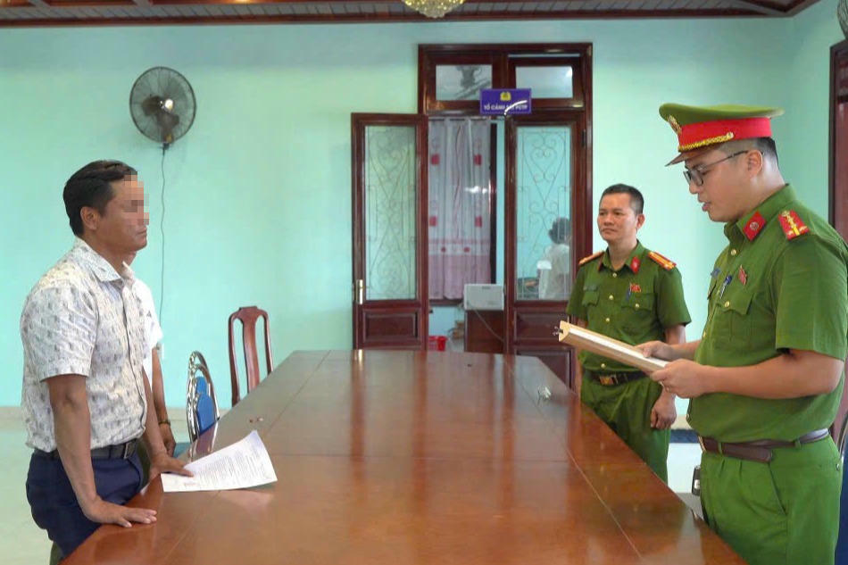 Khởi tố 2 cán bộ phường ở Huế về hành vi nhận hối lộ 