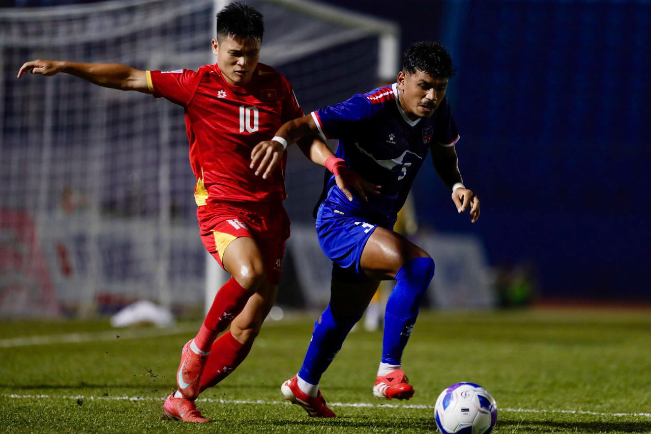Đội tuyển Việt Nam giành chiến thắng 3-1 trước Nepal