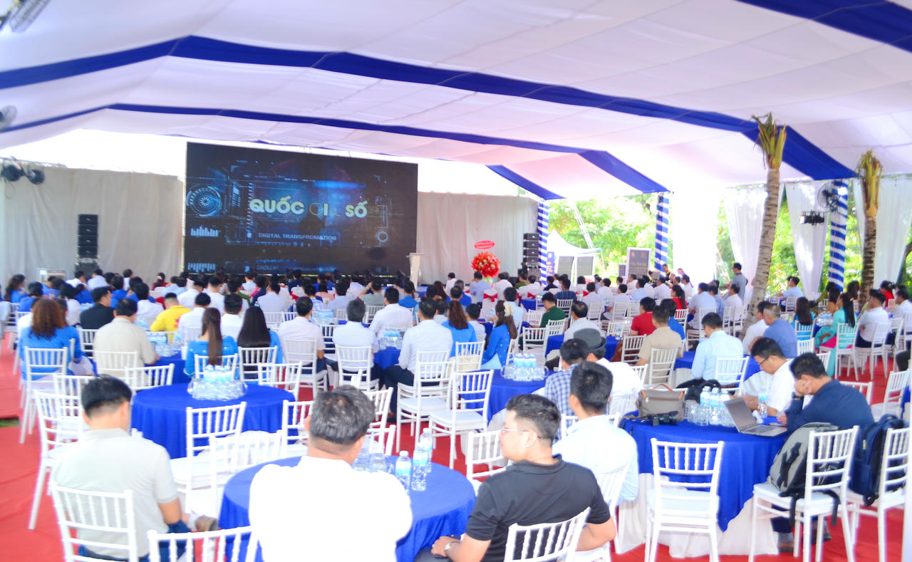 Quang cảnh Chương trình.