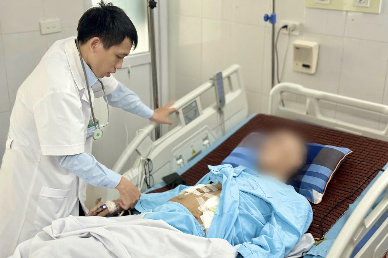 Kỳ tích, bệnh nhân vượt qua nhiễm trùng đa kháng sau ghép gan