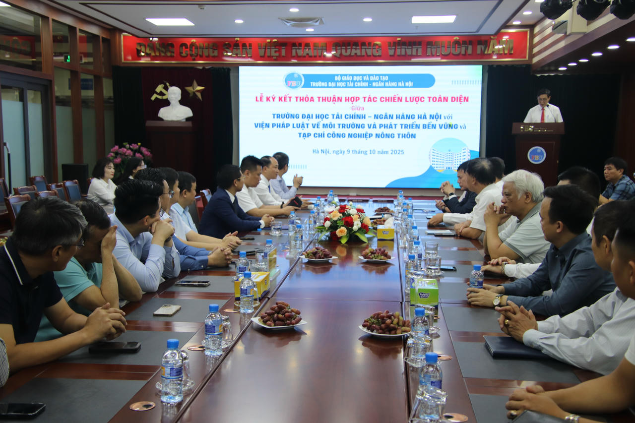 Toàn cảnh buổi ký kết.