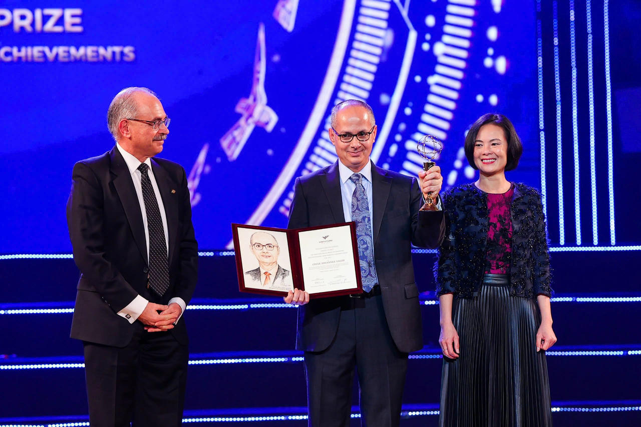 GS. Omar M. Yaghi - Chủ nhân Giải thưởng VinFuture nhận Giải Nobel Hóa học 2025