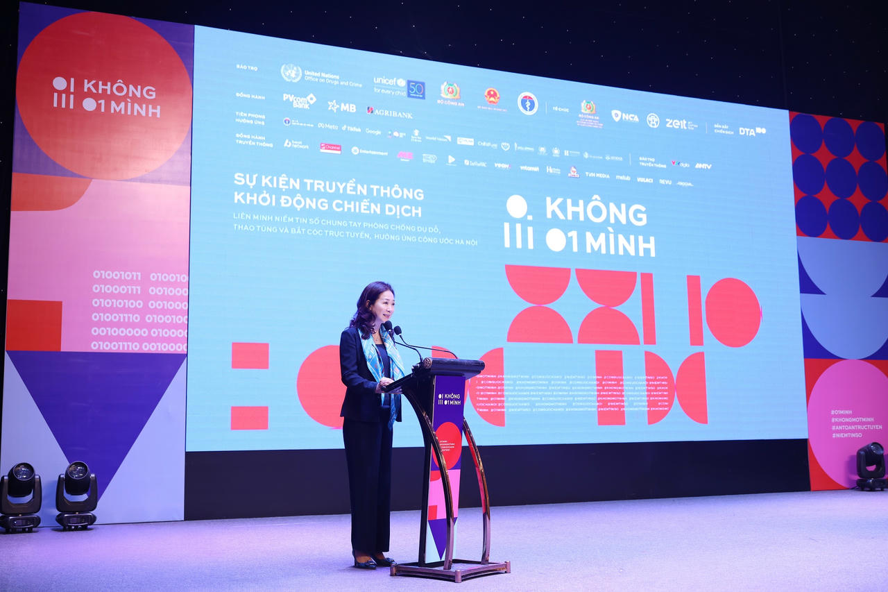 Bà Nguyễn Thanh Huyền, Thành viên Ban Điều hành PVcomBank khẳng định cam kết chung tay đóng góp dựng xây một cộng đồng an toàn.