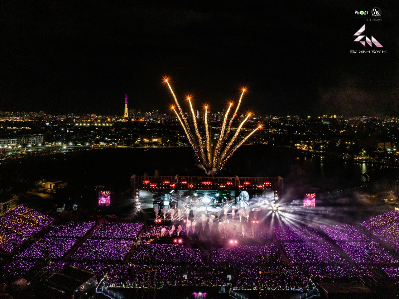 TPBank dẫn đầu ngành ngân hàng về thảo luận tích cực sau Em Xinh “Say Hi”.