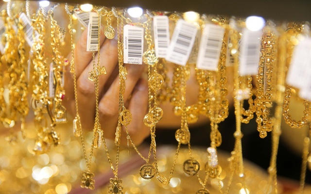 Từ hôm nay, giảm thuế xuất khẩu vàng trang sức, kỹ nghệ về 0% 