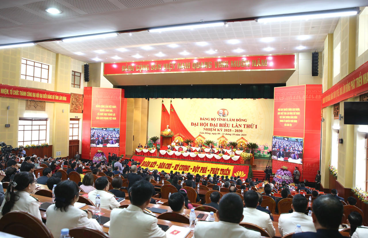 Đại hội Đảng bộ Lâm Đồng lần thứ I sẽ vạch ra định hướng phát triển tỉnh Lâm Đồng trong thời gian tới.