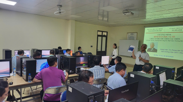 FBU tiên phong mở lớp "Bình dân học vụ số": Đưa AI và kỹ năng số đến cán bộ cơ sở Mê Linh