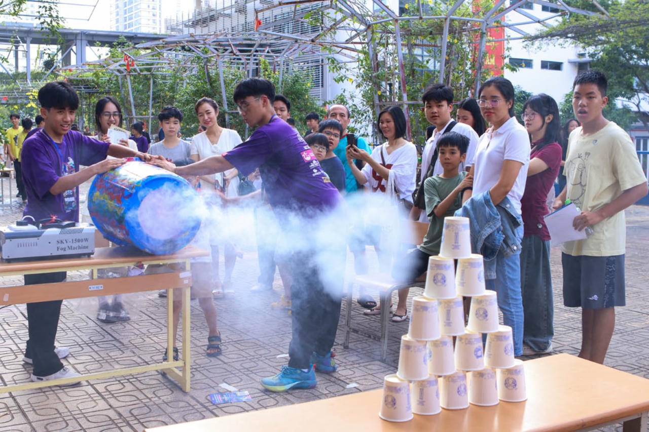 Hành trình khám phá và nuôi dưỡng đam mê khoa học