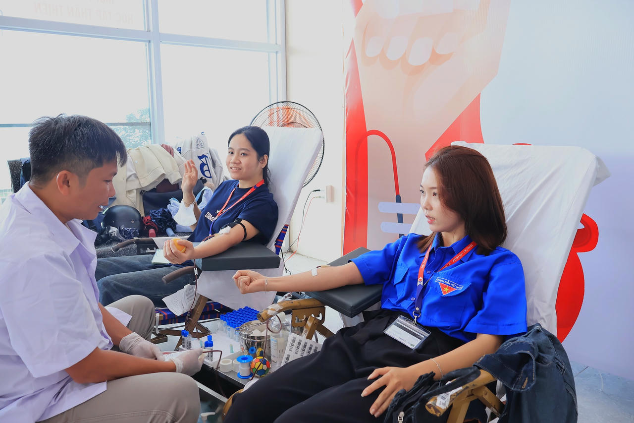 Đắk Lắk: Doanh nghiệp, trường học cùng lan tỏa yêu thương từ những giọt máu hồng