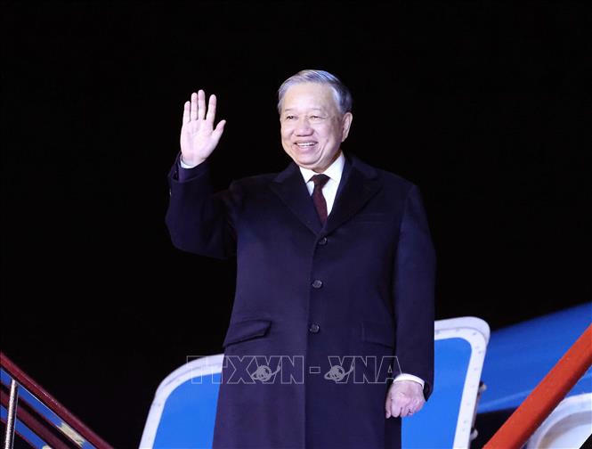 Tổng Bí thư Tô Lâm rời Thủ đô Bình Nhưỡng, kết thúc tốt đẹp chuyến thăm cấp Nhà nước tới Triều Tiên và dự Lễ kỷ niệm 80 năm thành lập Đảng Lao động Triều Tiên. Ảnh: Thống Nhất/TTXVN