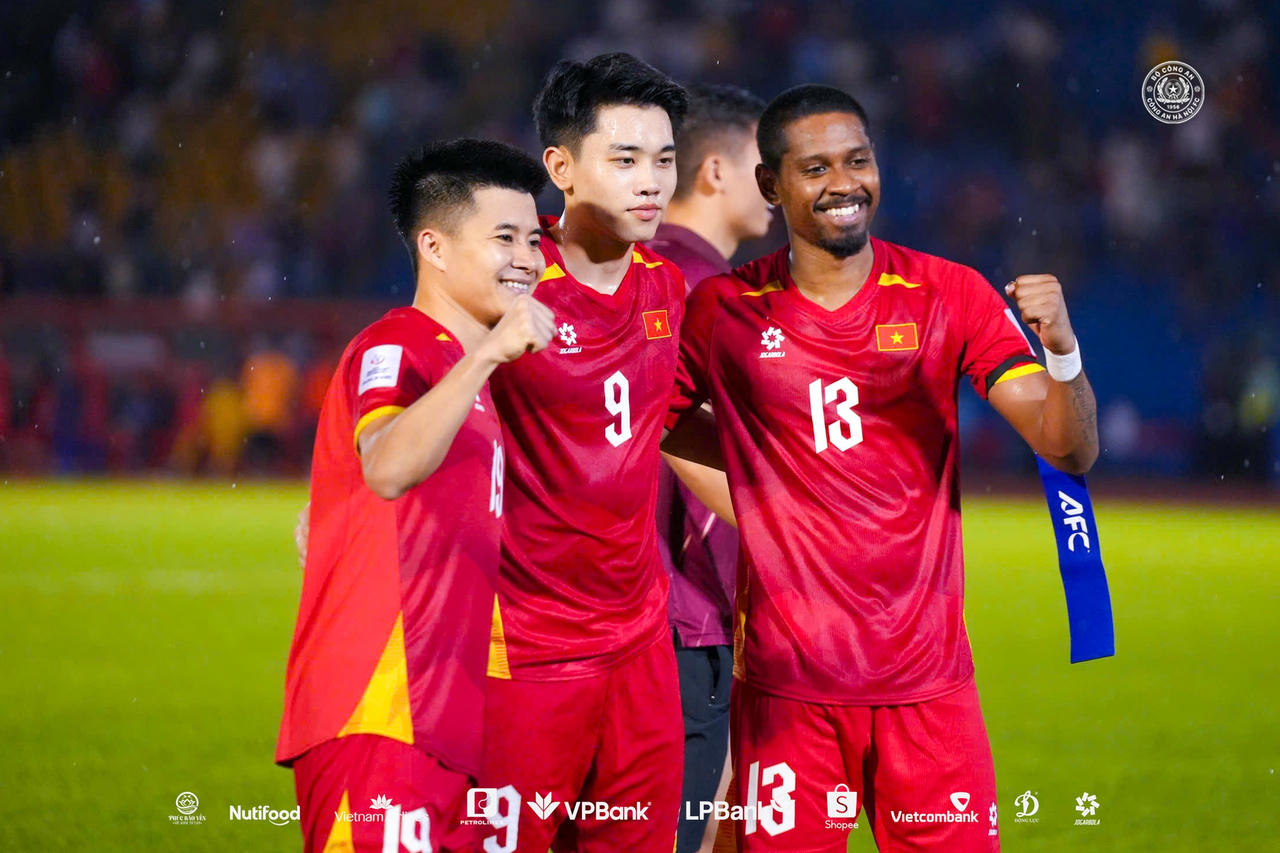 Đội phó Cao Pendant Quang Vinh toả sáng