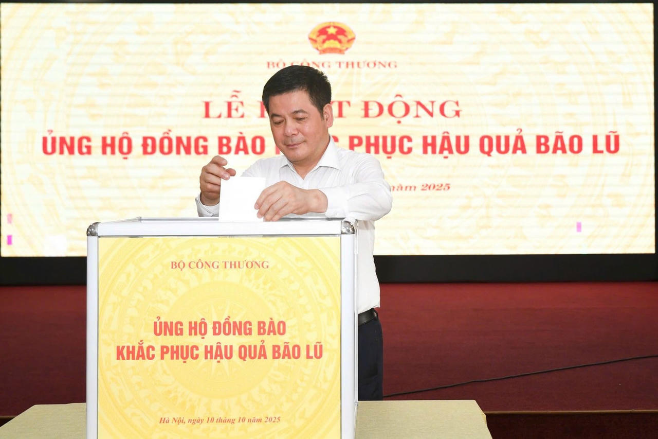 Bộ Công Thương phát động ủng hộ đồng bào khắc phục hậu quả bão lũ