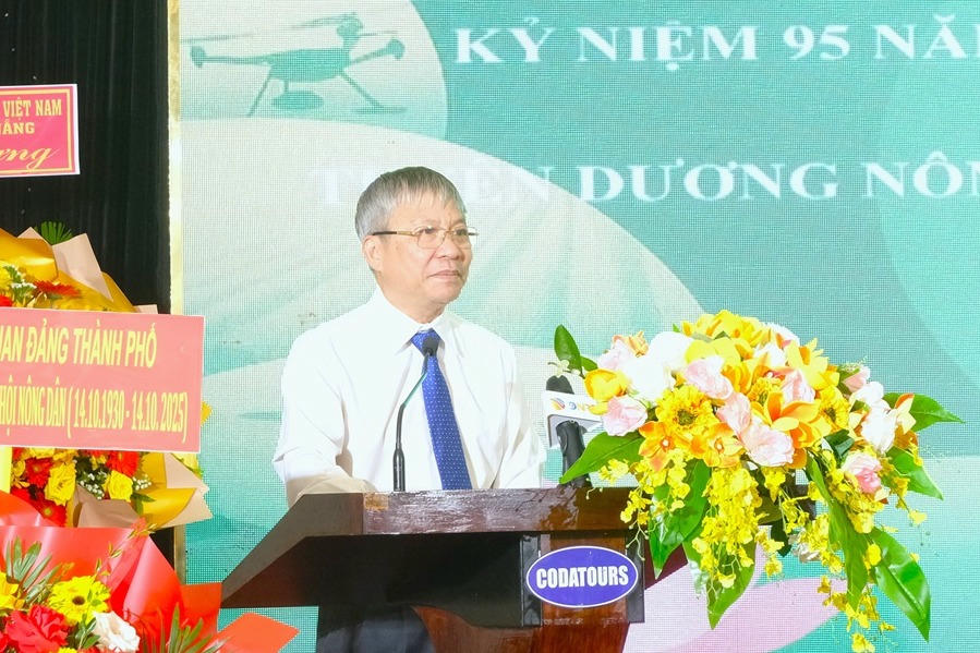 Chủ tịch HĐND TP Đà Nẵng Nguyễn Đức Dũng phát biểu chỉ đạo buổi lễ.