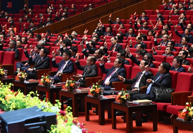 Các đồng chí lãnh đạo Chính phủ, các bộ, ngành và các đại biểu tham dự Đại hội - Ảnh: VGP/Nhật Bắc