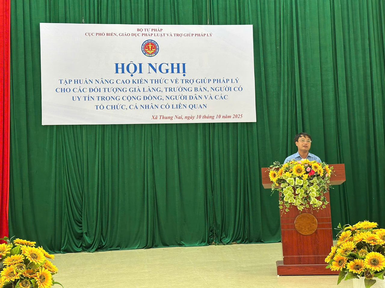 Ông Lưu Văn Trường – Phó Chủ tịch xã Thung Nai phát biểu tại Hội nghị