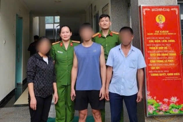 Giải cứu kịp thời nam thanh niên suýt bị 'bắt cóc online' sang Campuchia