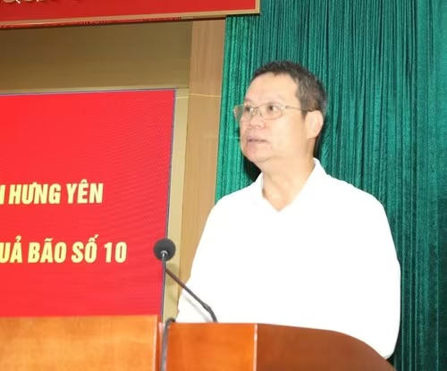 Phó Bí thư, Chủ tịch Uỷ ban MTTQ tỉnh Hưng Yên Nguyễn Mạnh Hùng gửi lời thăm hỏi, động viên đến Đảng bộ, chính quyền và Nhân dân tỉnh Thanh Hóa.