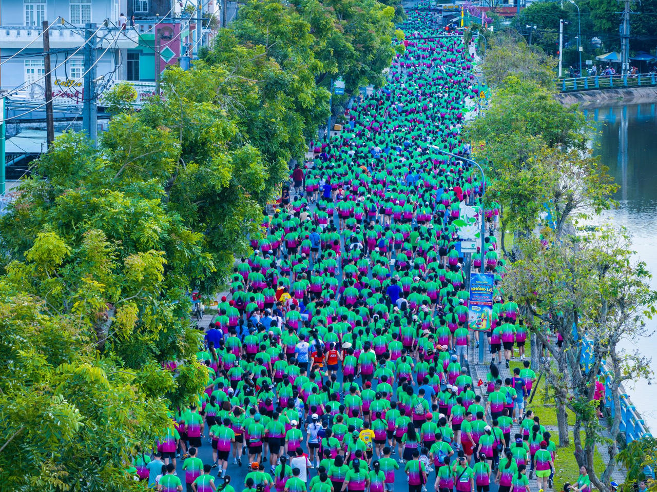 12.000 runner về đích, VPBank Đất Sen Hồng Music Marathon 2025 kết thúc ấn tượng