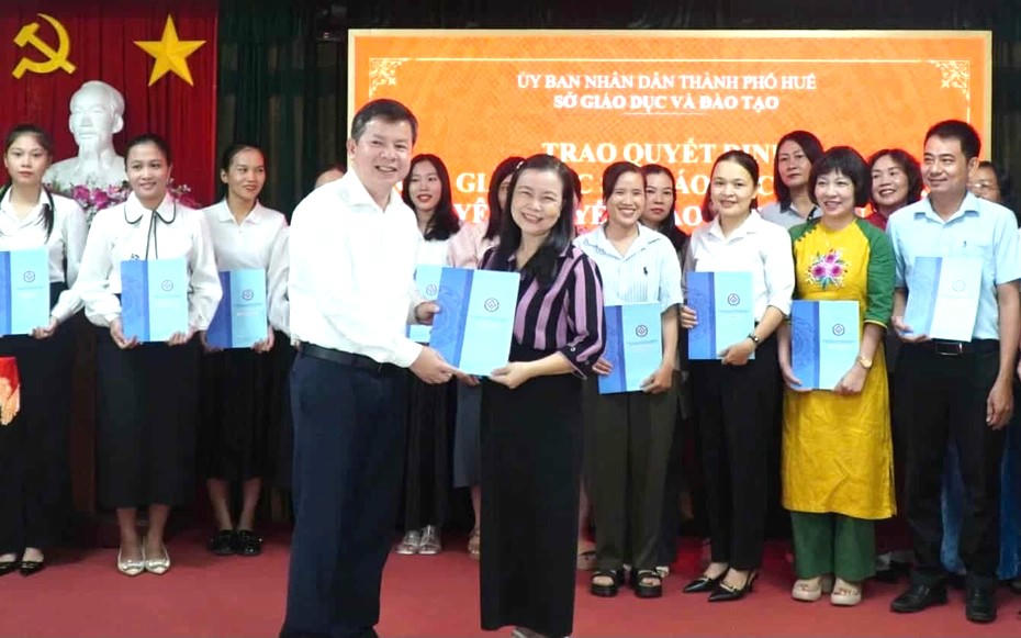 TP Huế: Thuyên chuyển 56 cán bộ, giáo viên các cấp học 