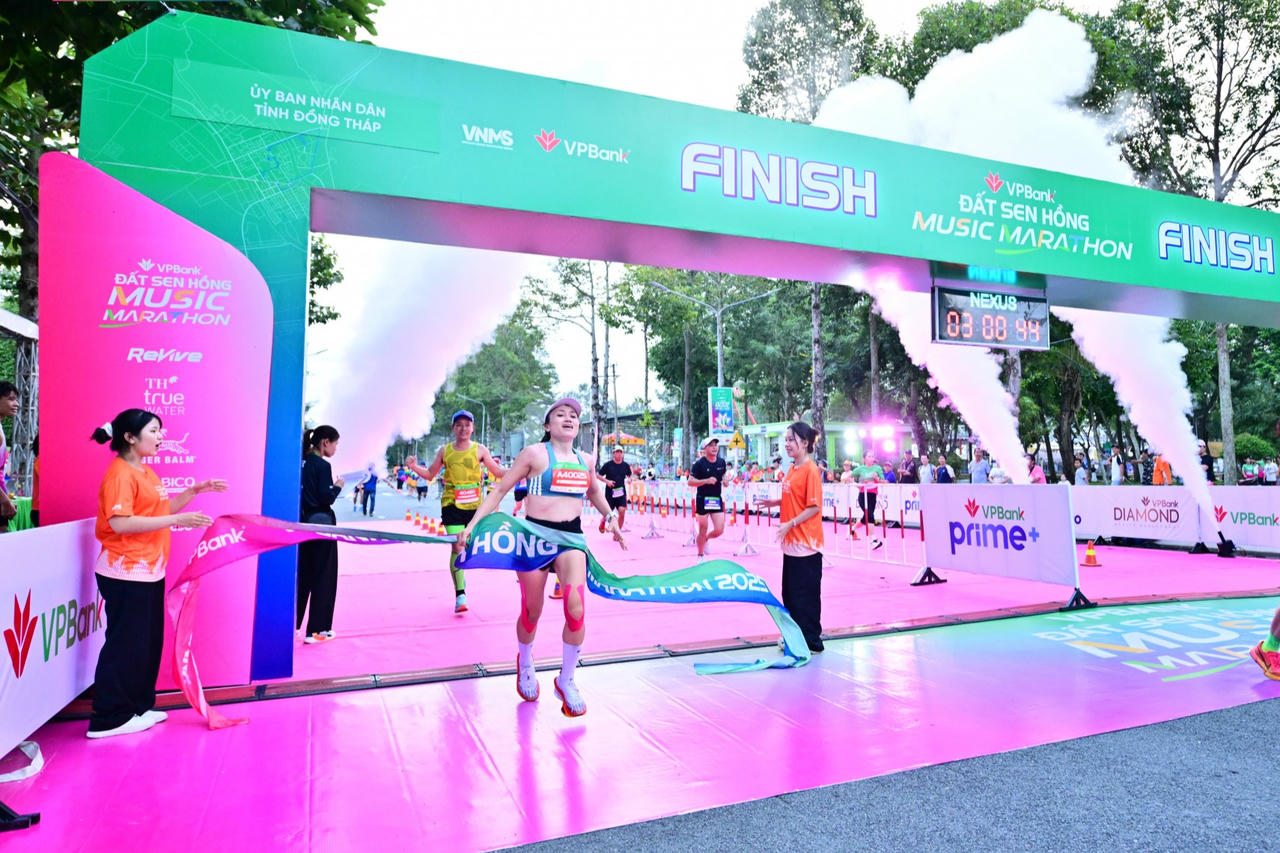 12.000 runner về đích, VPBank Đất Sen Hồng Music Marathon 2025 kết thúc ấn tượng