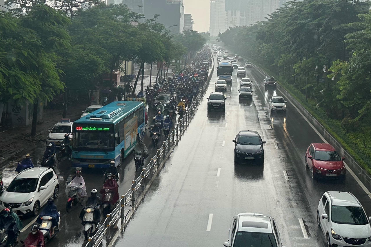 Dự báo thời tiết ngày 14/10: Bắc Bộ mưa vừa, cục bộ có nơi mưa to