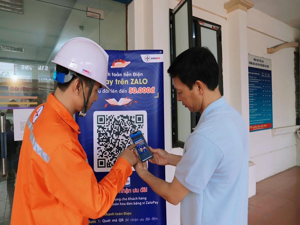 Vững vàng vượt khó, EVNNPC hoàn thành toàn diện các chỉ tiêu 9 tháng năm 2025