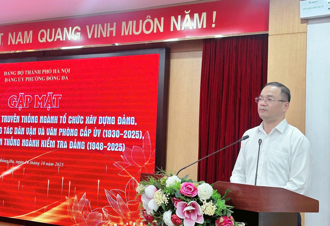 Đồng chí Nguyễn Ngọc Việt bày tỏ, tinh thần đoàn kết của toàn Đảng bộ quý giá như chính con ngươi của mình.