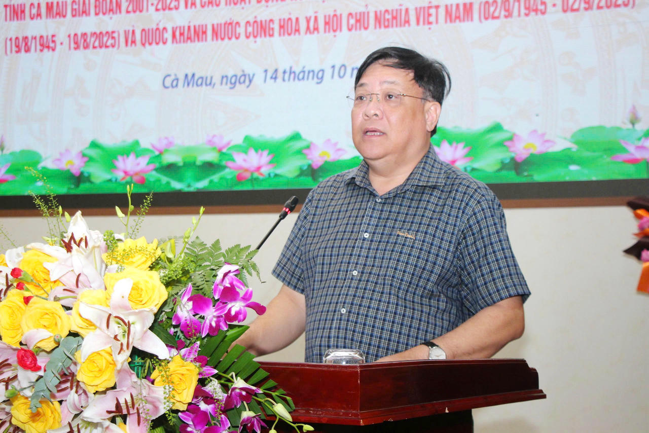 Ông Phạm Thành Ngại - Phó Bí thư Tỉnh ủy, Chủ tịch UBND tỉnh Cà Mau, phát biểu chỉ đạo tại Hội nghị.